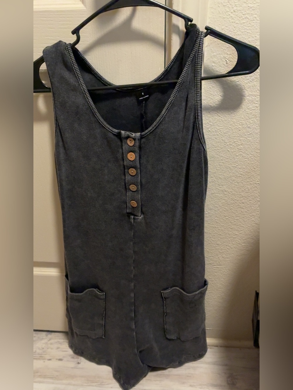 SHEIN Washed Charcoal Sleeveless Henley Romper with Pockets